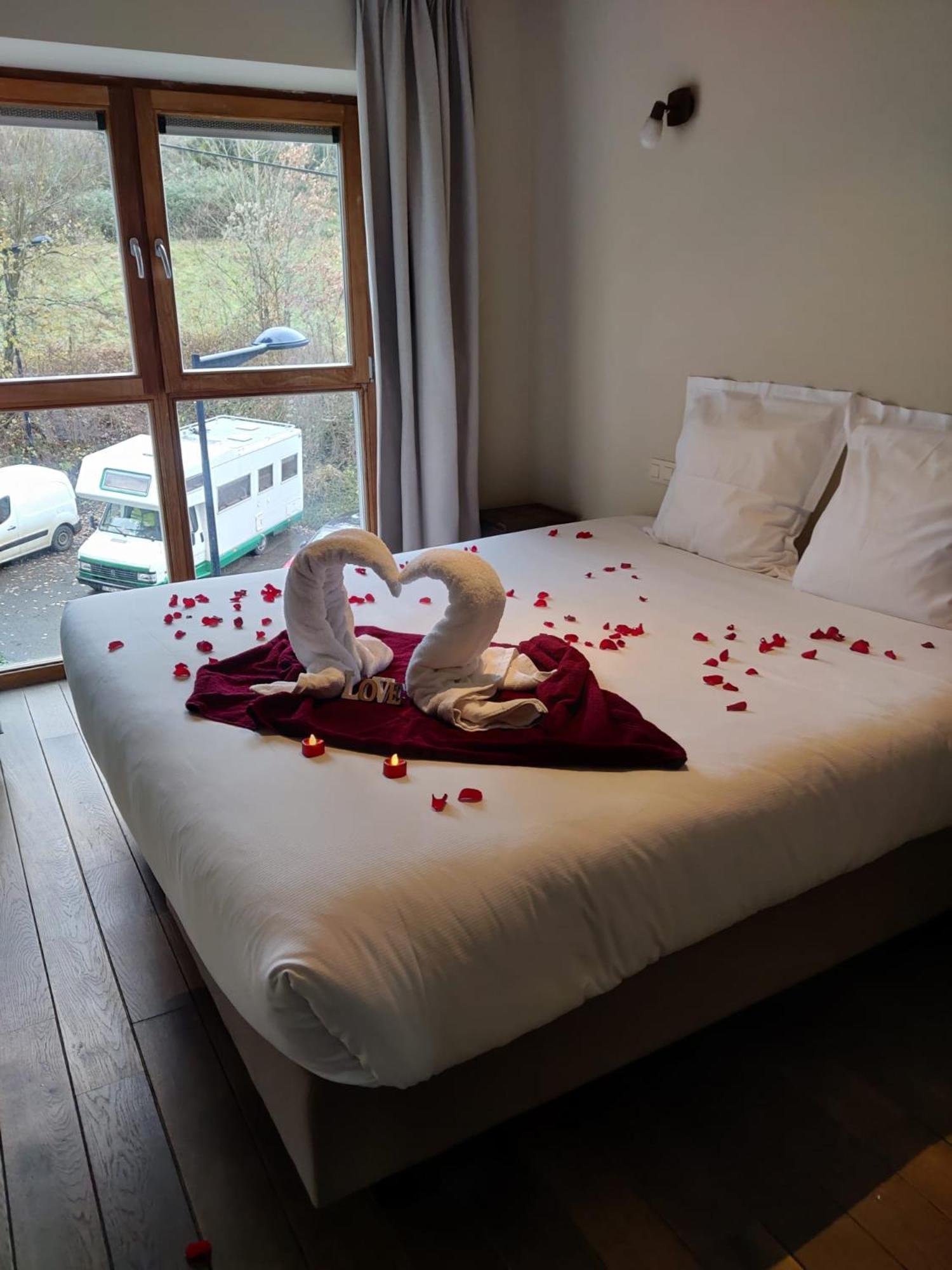 La Merveilleuse By Infiniti Hotel Dinant Dış mekan fotoğraf